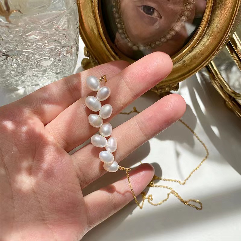 Colar de pérolas com fecho magnético para mulher choker_voghion.com