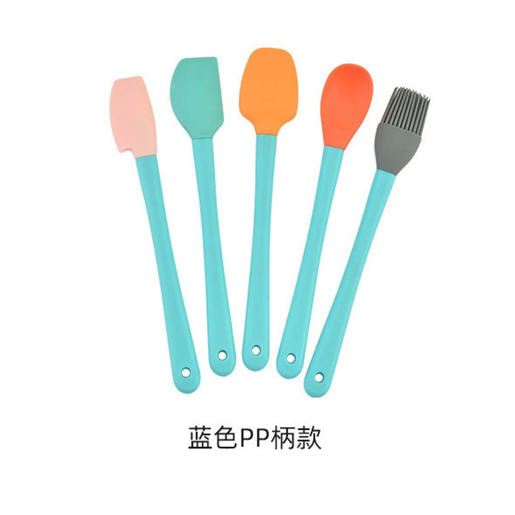 Mini raspador de cinco piezas Cuchara de silicona Cepillo de aceite Juego de utensilios de cocina Mango de madera Raspador de silicona de color Herramientas para hornear de cocina