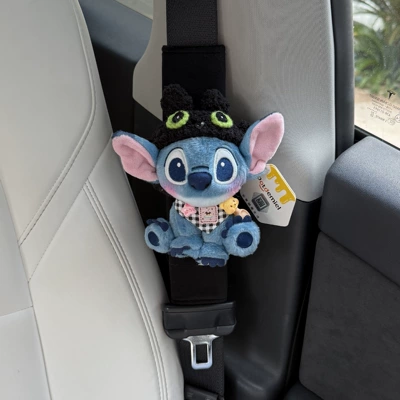 Authentic Lilo and Stitch Doll Car Seat Belt Shoulder Cover Decorative Car Accessories Anti-Stranglehold Car Accessories (Sürətlər qutusu və əl tormozu başlıqları) - shoulder-pads-1-black-plush-genuine-squatting-stitch-toothless-black-cream-bear-bib