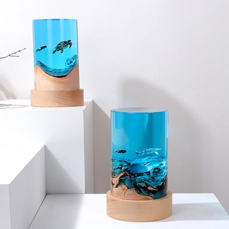 Handmade Micro Landscape Ornaments Ocean Turtle Whale Shark Diver Creative Desktop Cylinder Solid Wood Resin Night Light