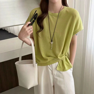 �W��վ�ɳڸЕr���@���@�ݼ�ɫ����ᘿ���Ů�ļ���������ϵ������