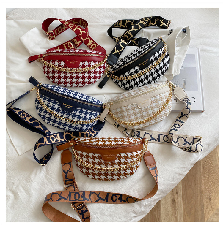 Korean Style Houndstooth Chain Zipper Shoulder Chest Bag display picture 14