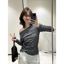 韩系条纹斜露肩长袖t恤女早春季2025新款小众别致修身打底衫上衣