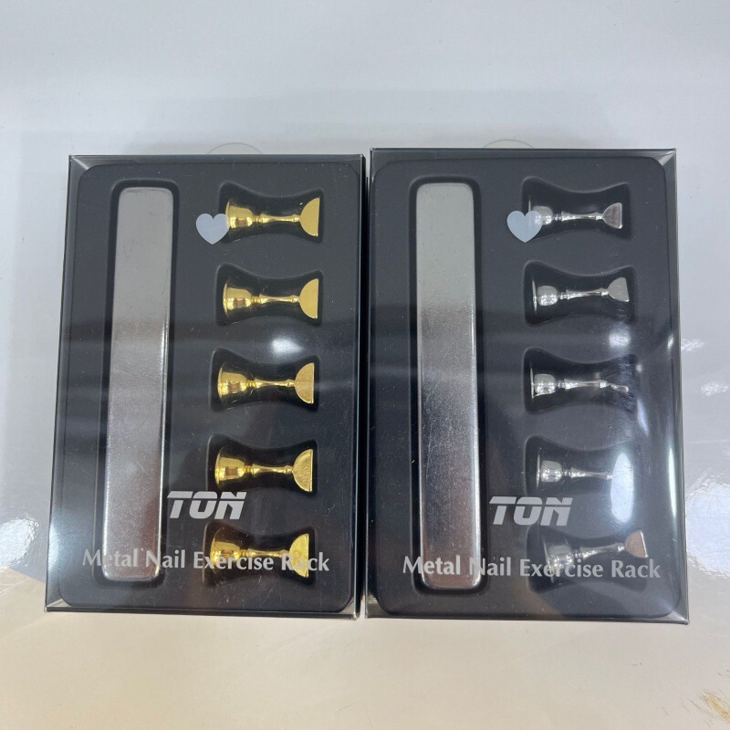 Nail art tools alloy chessboard tray nail holder display with magnetic Japanese chess piece false nail holder practice suit