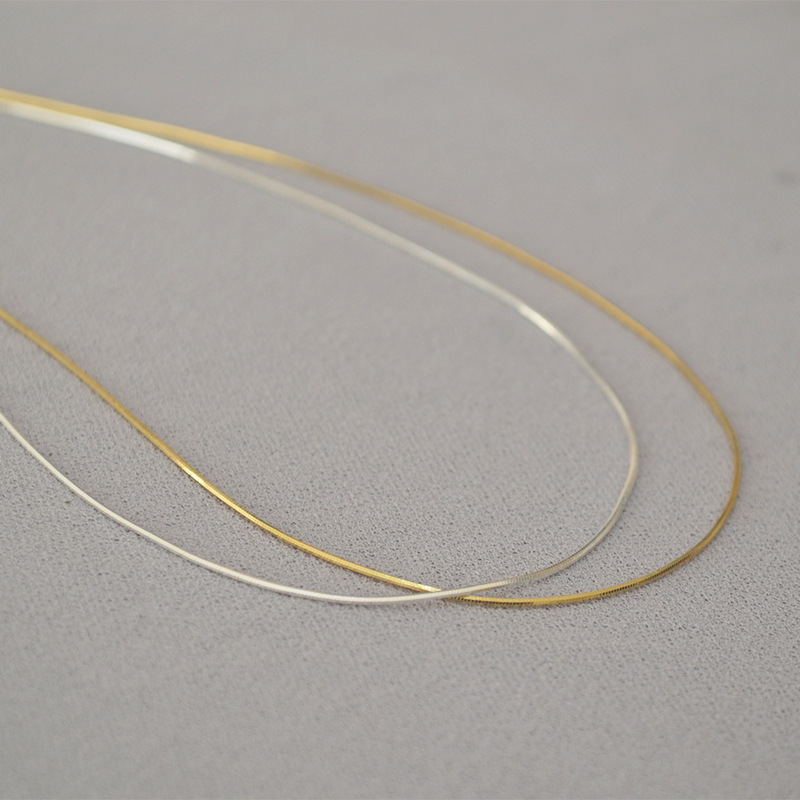 Korean-style eight-cut extremely thin and simple shiny gold thread short snake chain clavicle chain necklace