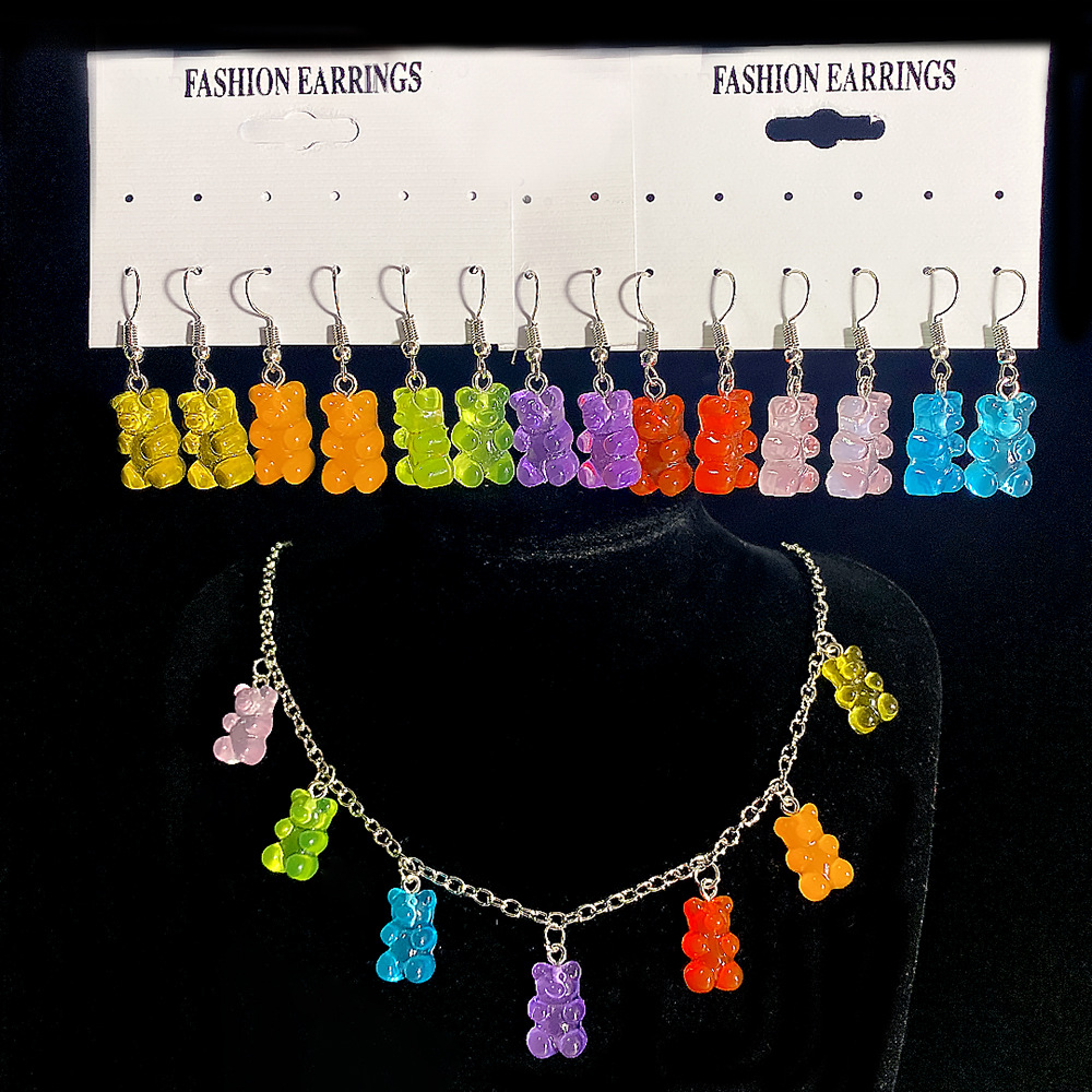 Traje de collar de oso transparente transfronterizo europeo y americano nuevo colgante de dibujos animados de color caramelo de resina collar de mujer de moda personalizada