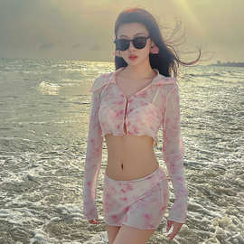 分体泳衣女碎花粉色小清新四件套比基尼裙款小胸保守跨境一件代发