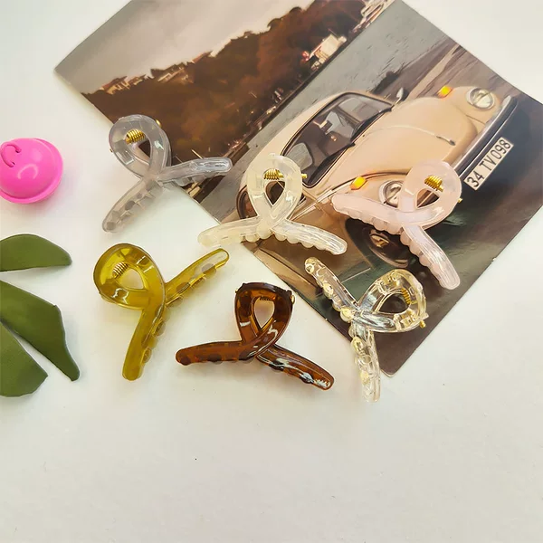 4.5cm Mini Cute Little Clip Half-Tied Hair Claw Translucent Popular Bangs Side Clip Small Shark Clip