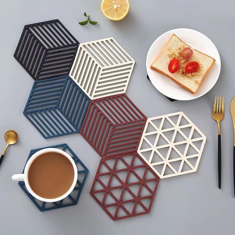 Heat Insulation Mat High Temperature Resistant Silicone Anti-scalding Mat Dining Table Mat Cartoon Placemat Household Coaster Casserole Mat Bowl Mat