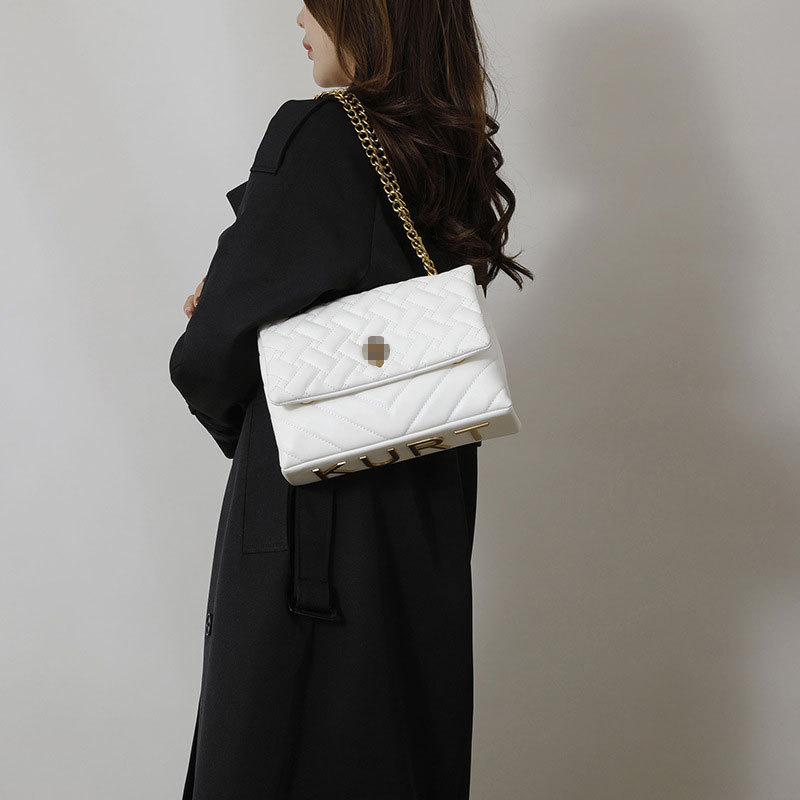 Cross-Border Pu Women's Bag 2026 New Model High-End Quilted Chain Flap Small Square Bag Fashion Trendy Crossbody Bag Cross-Border Pu Women's Bag 2026 New Model High-End Quilted Chain Flap Small Square Bag Fashion Trendy Crossbody Bag