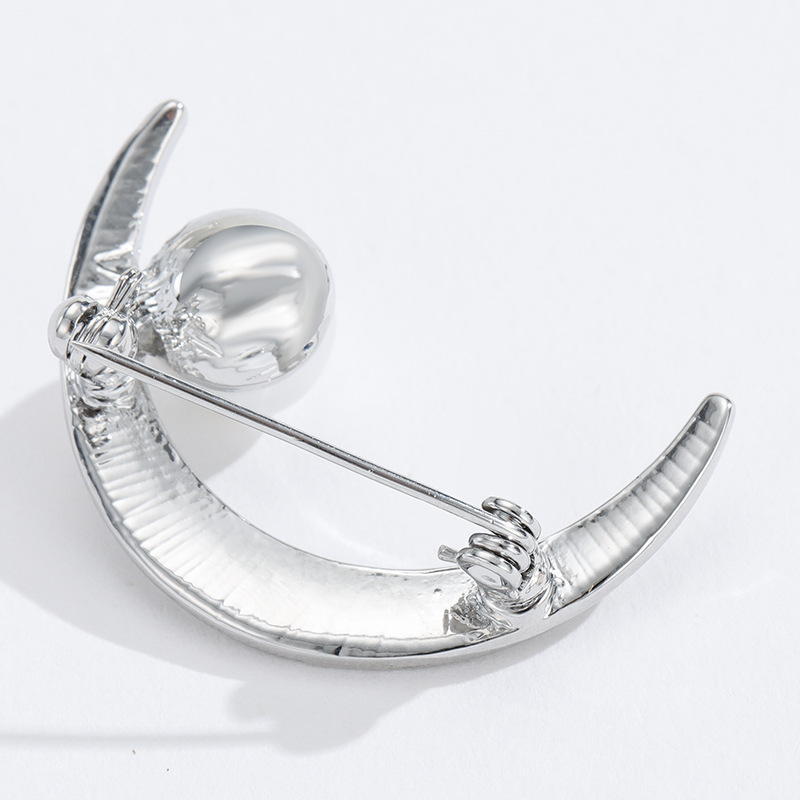 Set spilla kenjie a forma di stella e luna con perle per donna_voghion.com