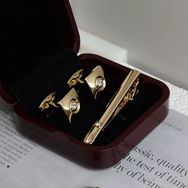 #47/Golden (Tie Clip + Cufflink)