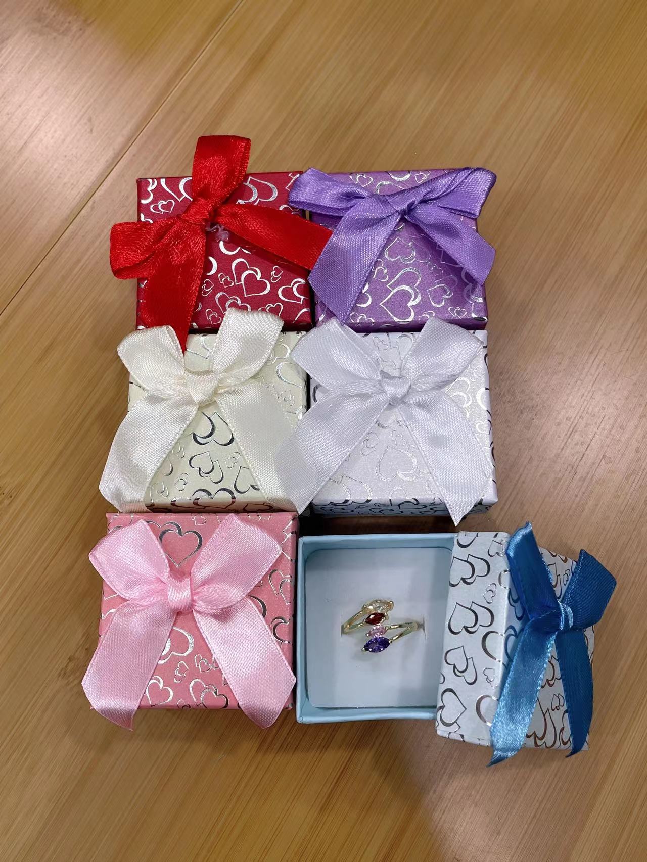 Caja de papel para joyería