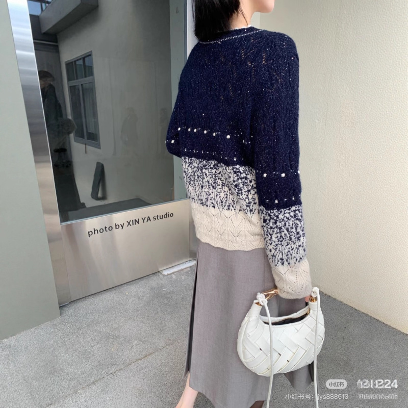 2025早秋新款满天星时尚V领渐变色羊毛针织衫温柔女人味百搭上衣|undefined