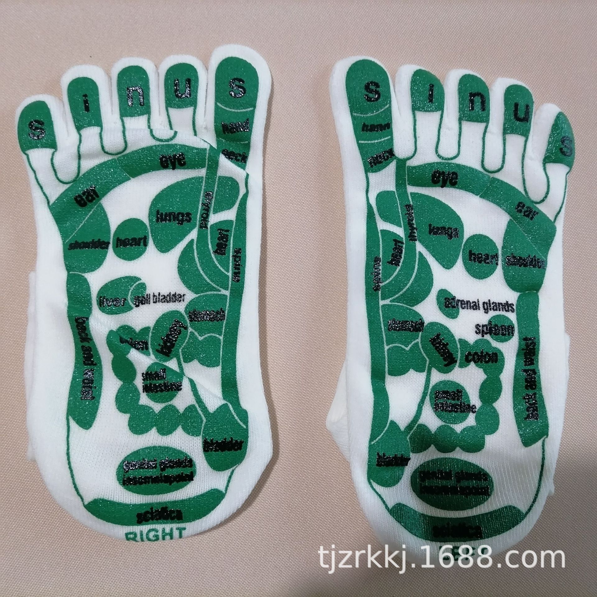 Fabricante inglés de cinco dedos calcetines de cinco dedos punto de acupuntura calcetines de masaje Diagrama de punto de acupuntura calcetines algodón blanco negro Comercio exterior transfronterizo comercio electrónico