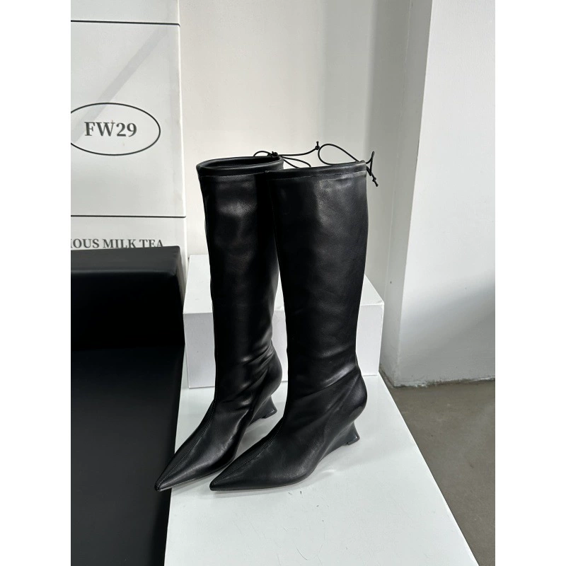 2024 Осень и зима новые наконечники тонких уклонов на средних каблуках на высоких каблуках на высоких каблуках на высоких каблуках