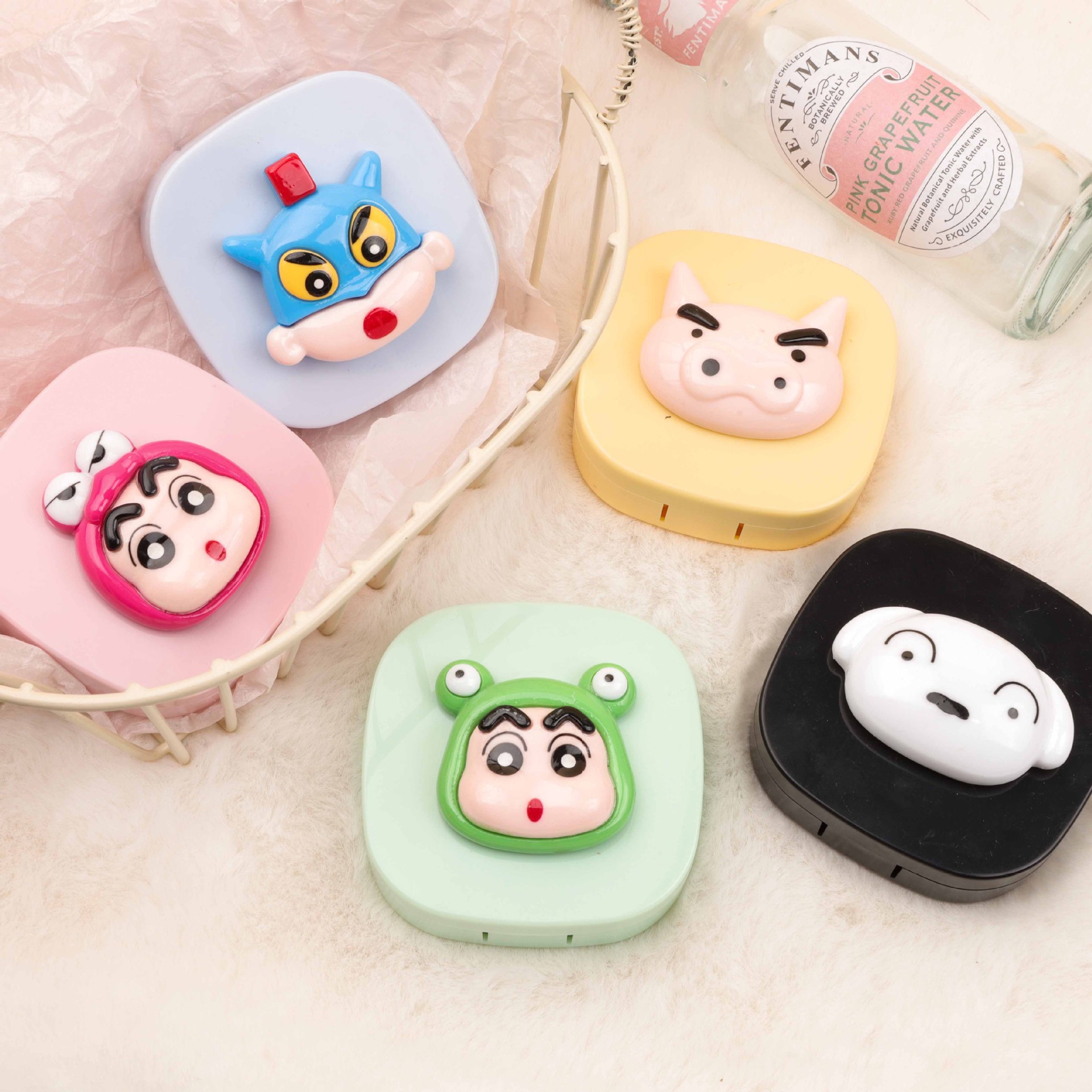 可爱蜡笔小新隐形眼镜盒美瞳盒学生便携式伴侣双联盒子收纳盒批发