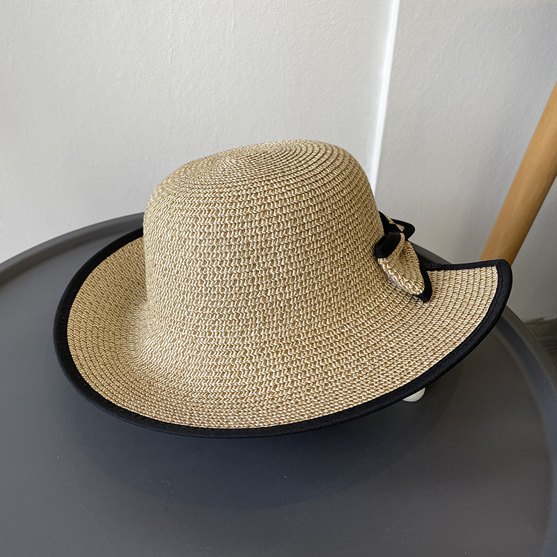 Spring and summer straw hat for women