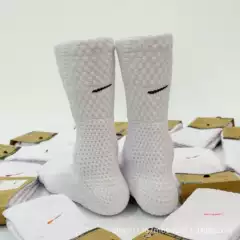 Trendy American-Style a Dv Unbranded High-Top Basketball Socks, Practical Thickened Towel Bottom Cushioning Sports Basketball Socks Wholesale for Men