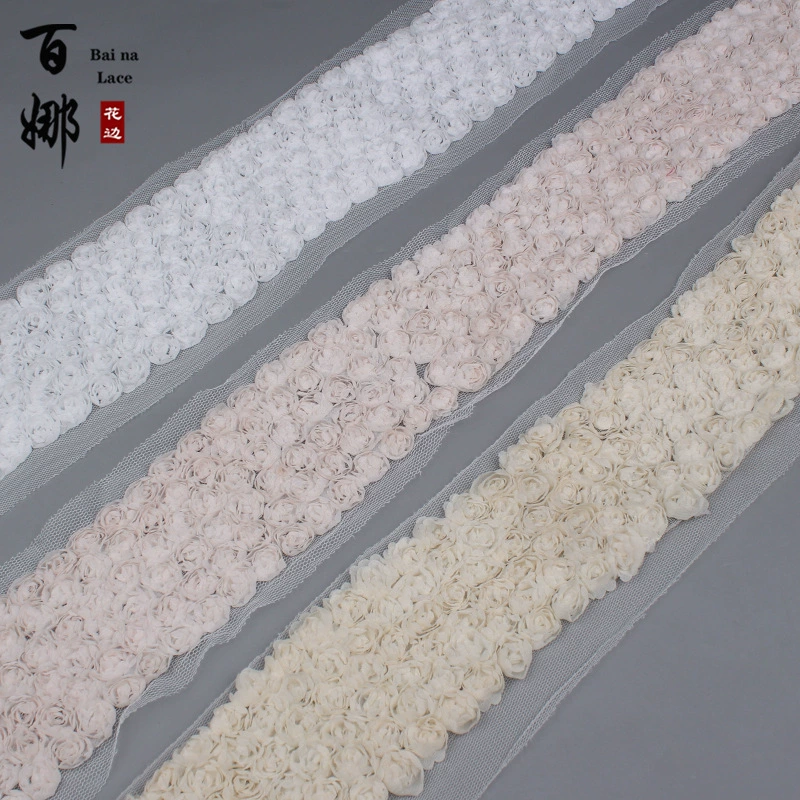 Кружево Байна: готовое широкое кружевное полотно с вышивкой в виде роз, три в одном, с узором для декора