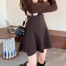 高腰显瘦韩版灯芯绒半身裙女2025秋冬新款防走光a字裙小个子伞裙