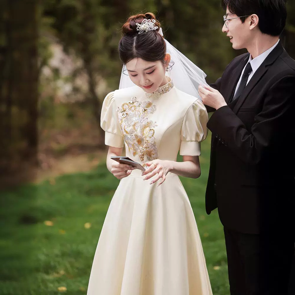 High-End Accessible Luxury Chinoiserie Engagement Evening Dress for Women 2025 New Champagne Color Host Chinoiserie Mid-Length Winter