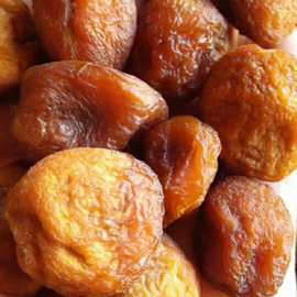 新疆杏干阿克苏四团吊干杏树上杏干大果自然吊干杏新疆直发