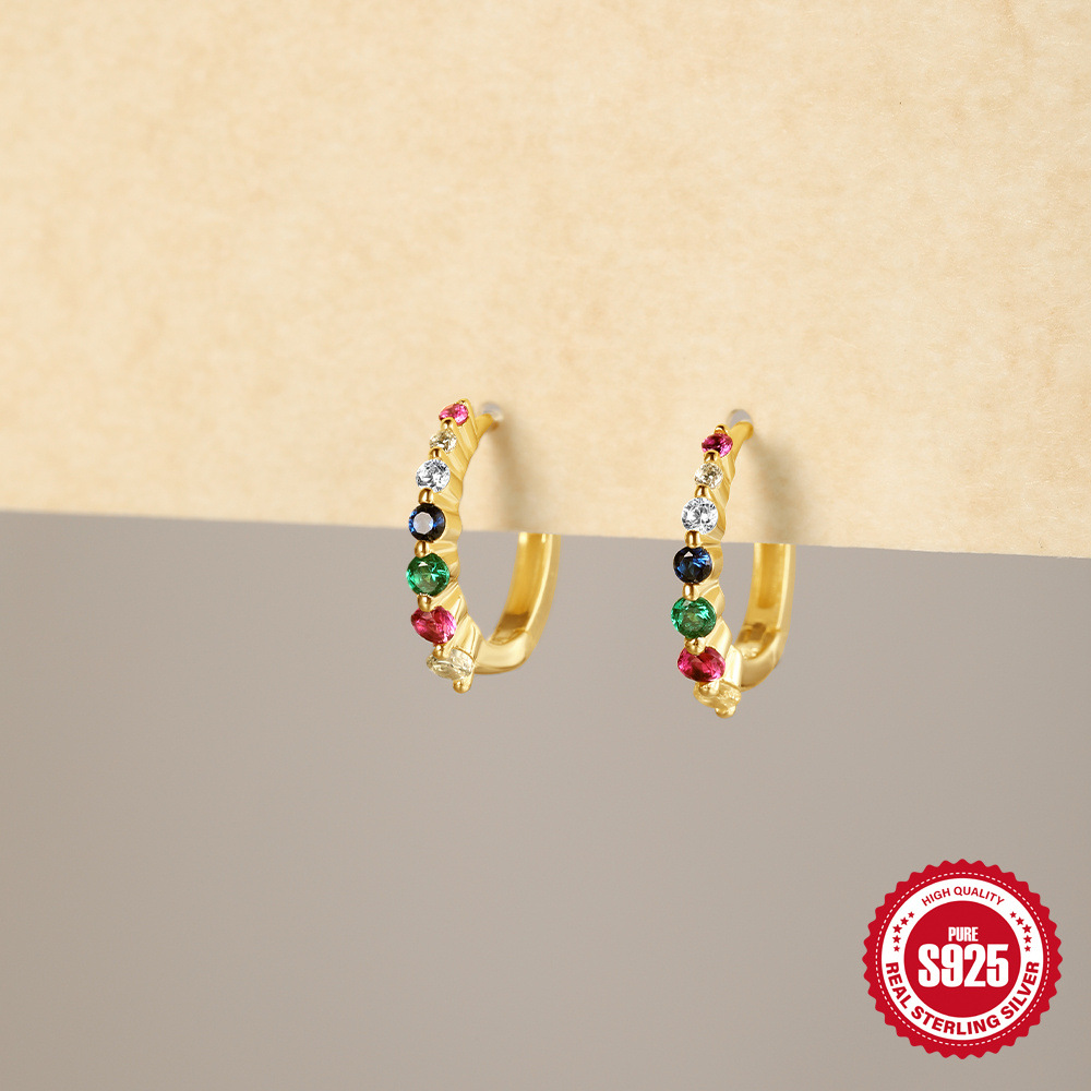 Nuevos pendientes de circón de lujo ligero europeo y americano S925 de plata esterlina INS con incrustaciones de diamantes de lujo ligero frío de alta calidad