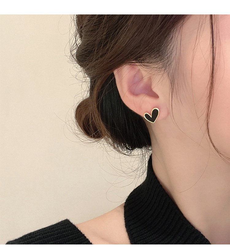 6g Weight Ear Studs Classification 1 Pair Simple Style Heart Shape Alloy Enamel Women's Ear Studs