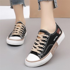 2023 Spring New Bear Canvas Shoes for Women Students Korean Style Breathable Versatile Casual Platform Shoes Large Size Cookie Shoes