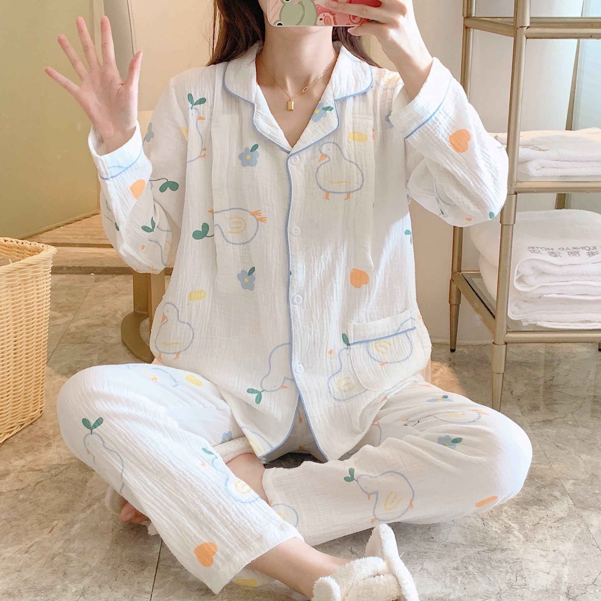 CPY2201 옷깃 병아리