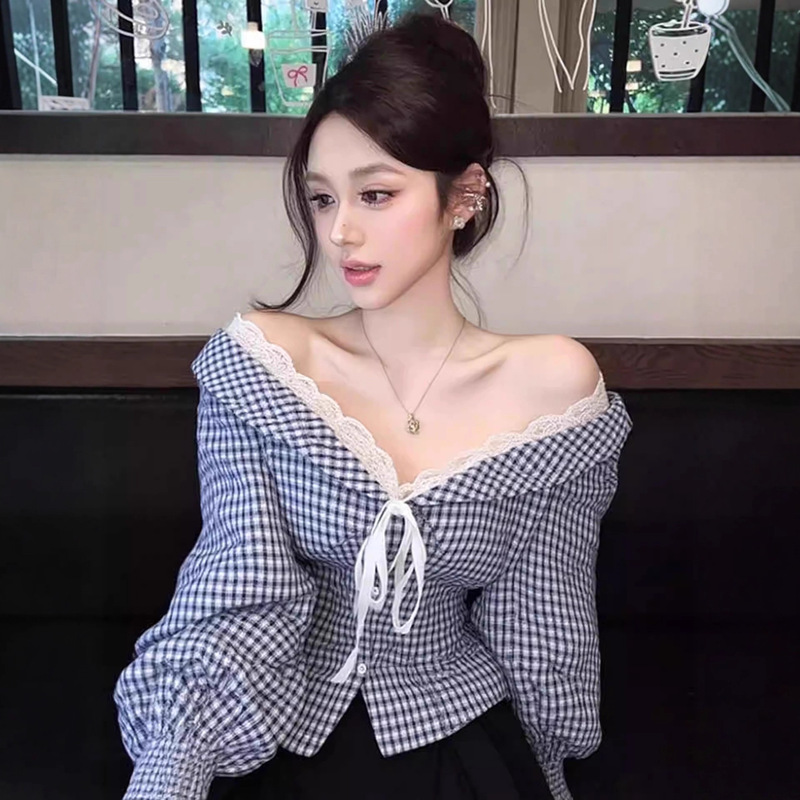 250861 French Unique and Exquisite Top Design Niche Beautiful One-Shoulder Blue Lace Splicing Shirt Autumn