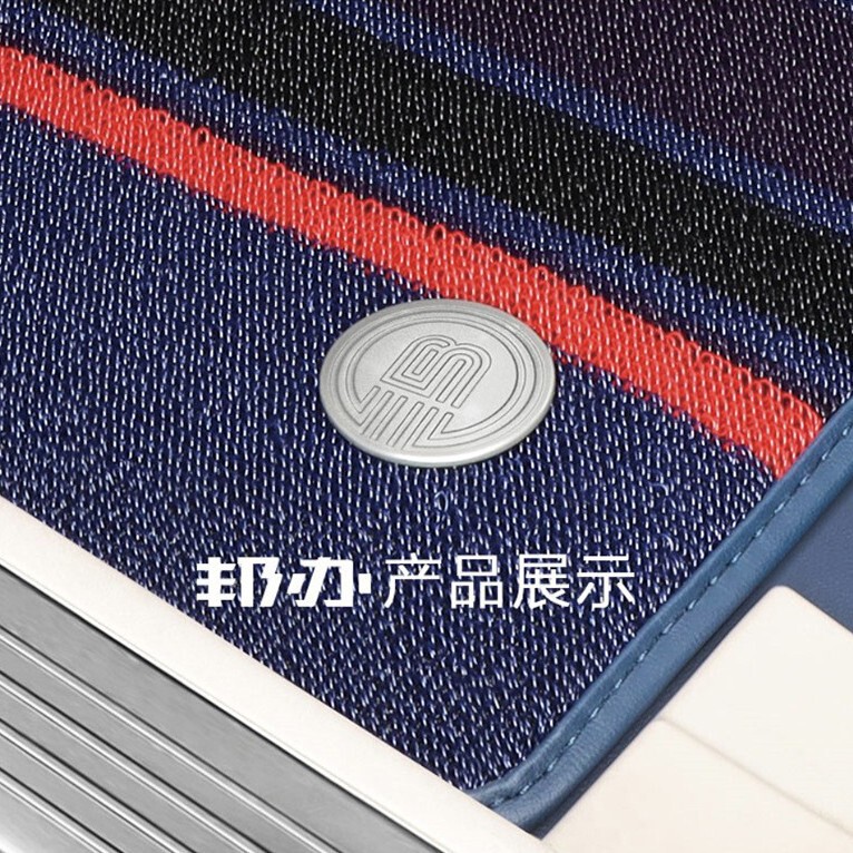 車の足のマットの補助材料のボタンABはじゅうたんを掛けて金属のプラスチックのボタンの下でマジックを掛けて縁のクリップを貼ります。|undefined