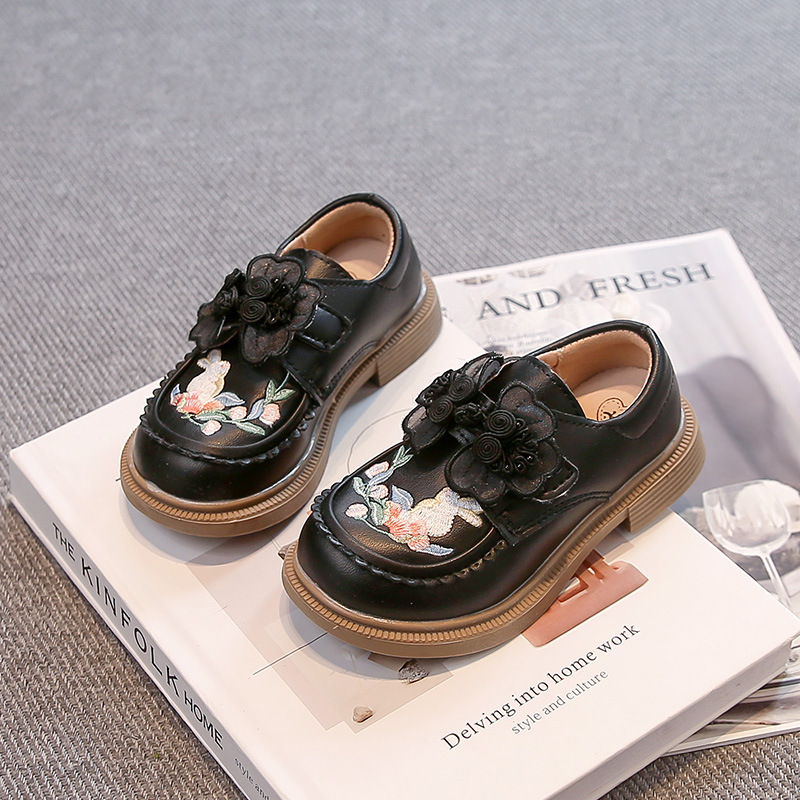 Zapatos de cuero para niñas 2026 primavera y otoño nuevos niños estilo nacional bordado zapatos princesa zapatos para niñas zapatos de suela suave zapatos para bebés image 7