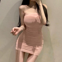 粉色性感气质修身一字领露肩连衣裙夏季网纱甜辣收腰包臀抹胸短裙