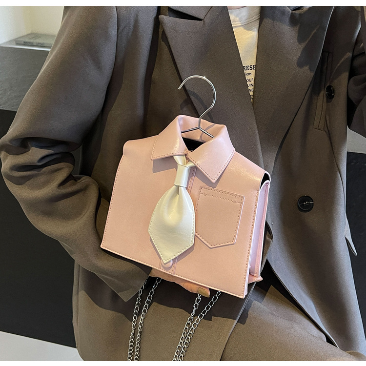 Women's Medium Pu Leather Shirt Streetwear Magnetic Buckle Crossbody Bag display picture 14