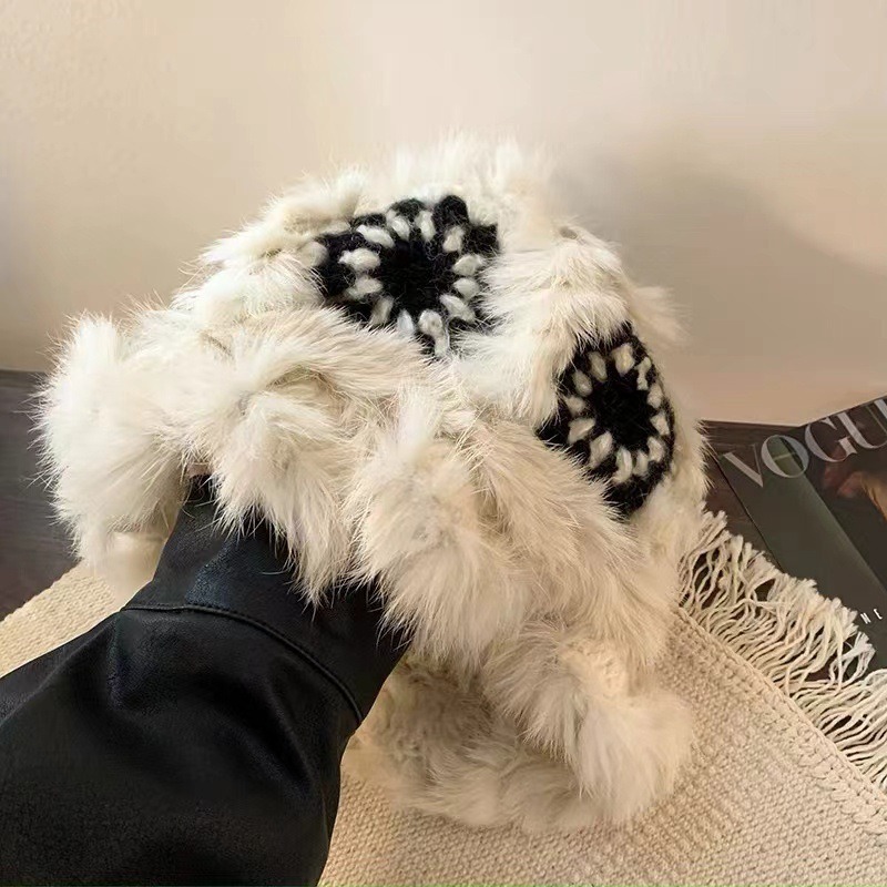 오프화이트 블랙 플라워 라이온 모자