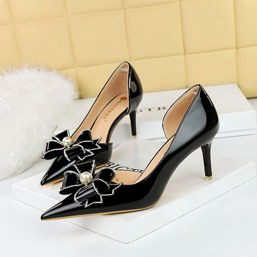 638-AH13 Banquet High Heel Shiny Lacquer Leather Shallow Mouth Pointed Side Cut Pearl Rhinestone Bow Tie Single Shoe
