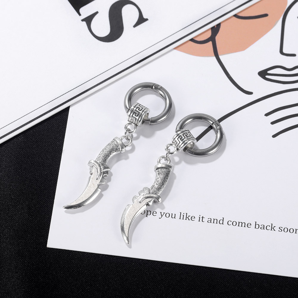 Retro Small Circle Stainless Steel Earrings display picture 3