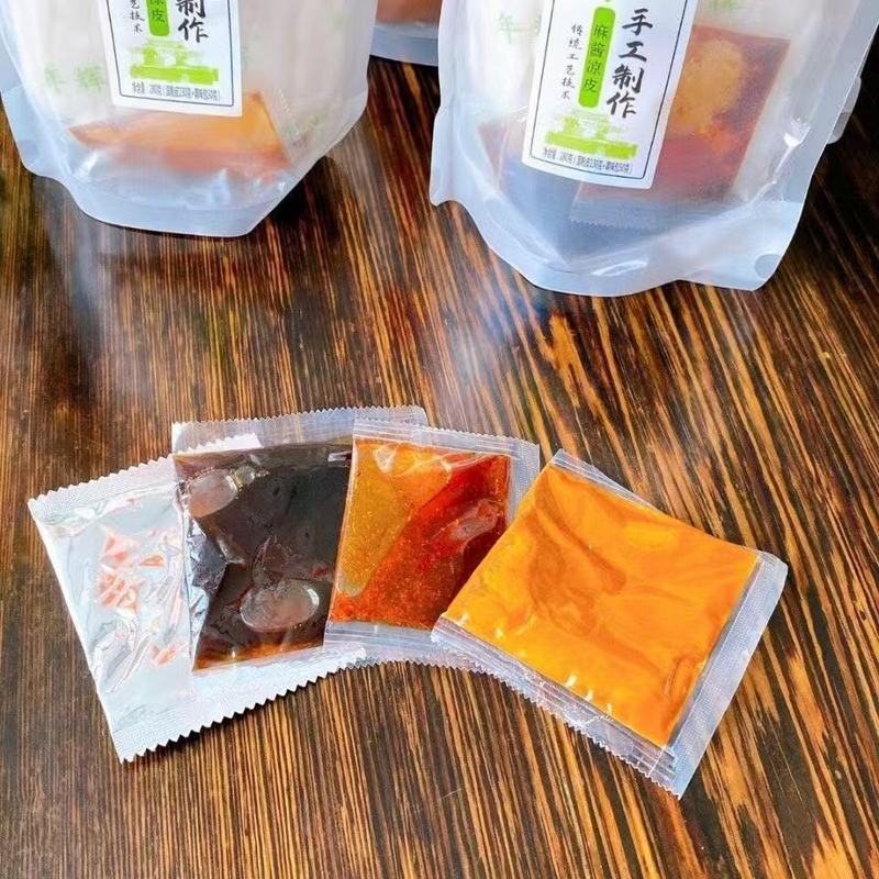 【新日】年輝袋入り手作り冷麺 年輝ごまソースライス 便利なインスタント食品 冷麺|undefined