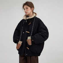 2025冬新款韩系休闲高级质感羊羔毛翻领牛角扣白鸭绒羽绒服外套女