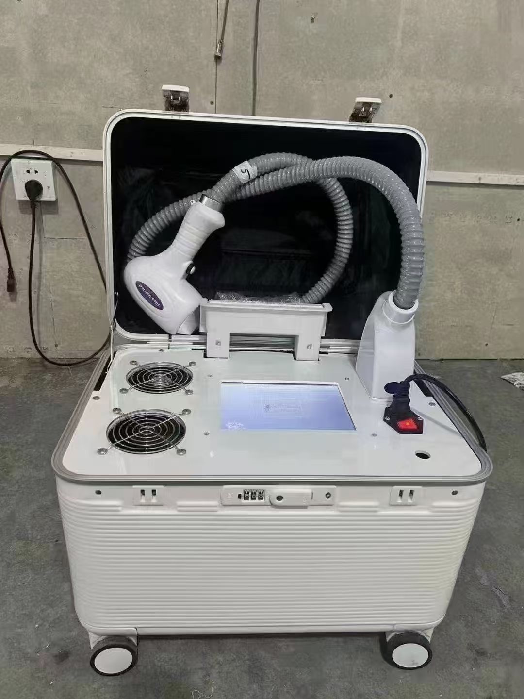 업그레이드된 [피부결 개선기] 화이트