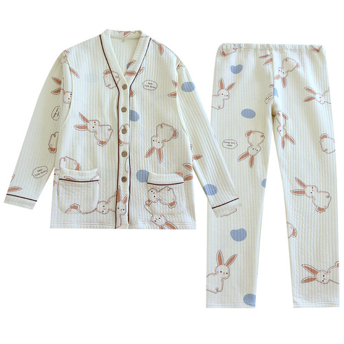 A variety of autumn and winter air layer confinement clothes three-layer quilted October nursing set pregnant women nursing pajamas on behalf of