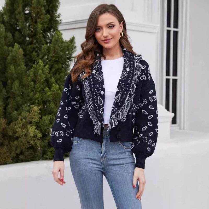 Amazon Cross-Border Women's New Autumn and Winter Short Jacket Retro Contrast Color Paisley Jacquard Long-Sleeved Sweater Jacket Amazon Cross-Border Women's New Autumn and Winter Short Jacket Retro Contrast Color Paisley Jacquard Long-Sleeved Sweater Jacket