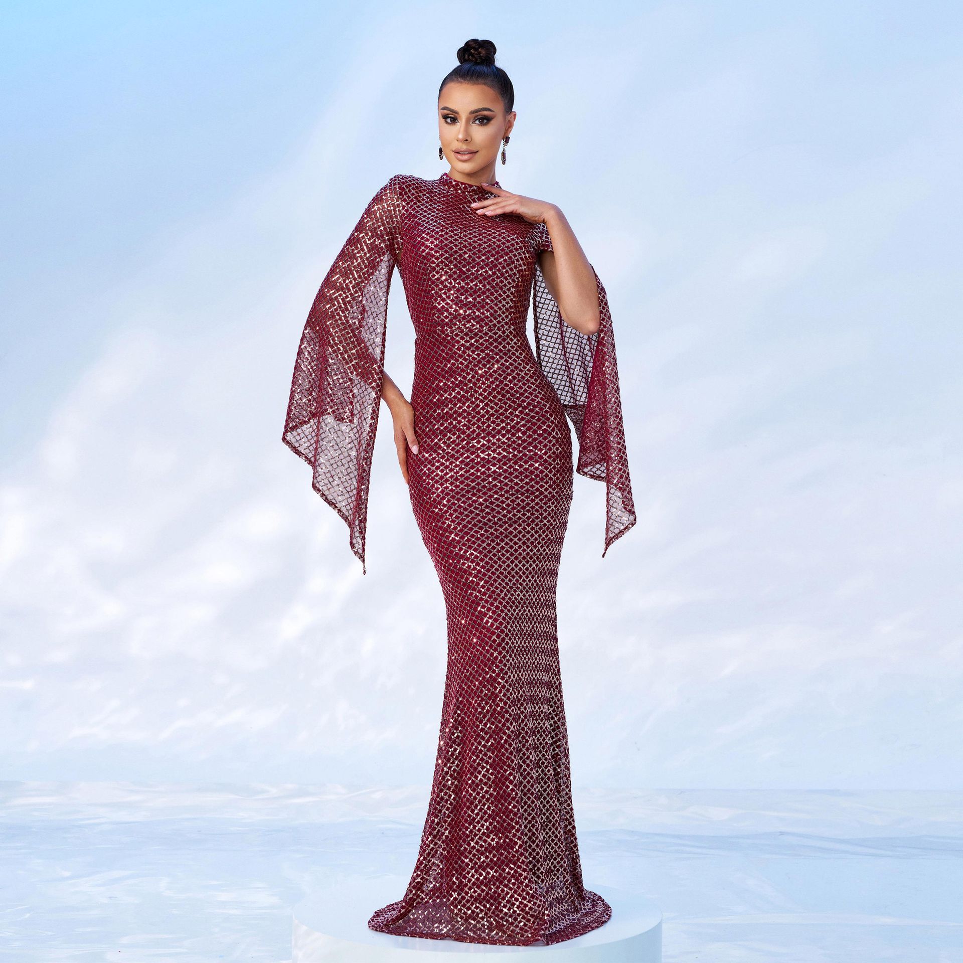 Long Sequinned Evening Dress For Prom And Banquet Women's Style_voghion.com