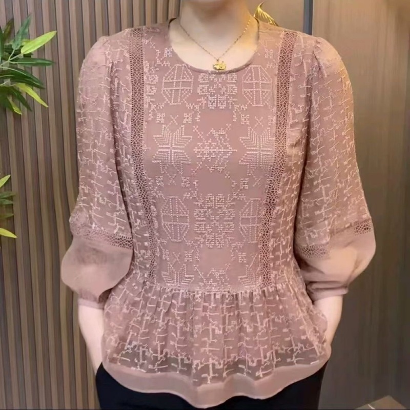 200斤高級大サイズ2025新型高級上着女性中年ママ気質tシャツ刺繍洋気春夏|undefined