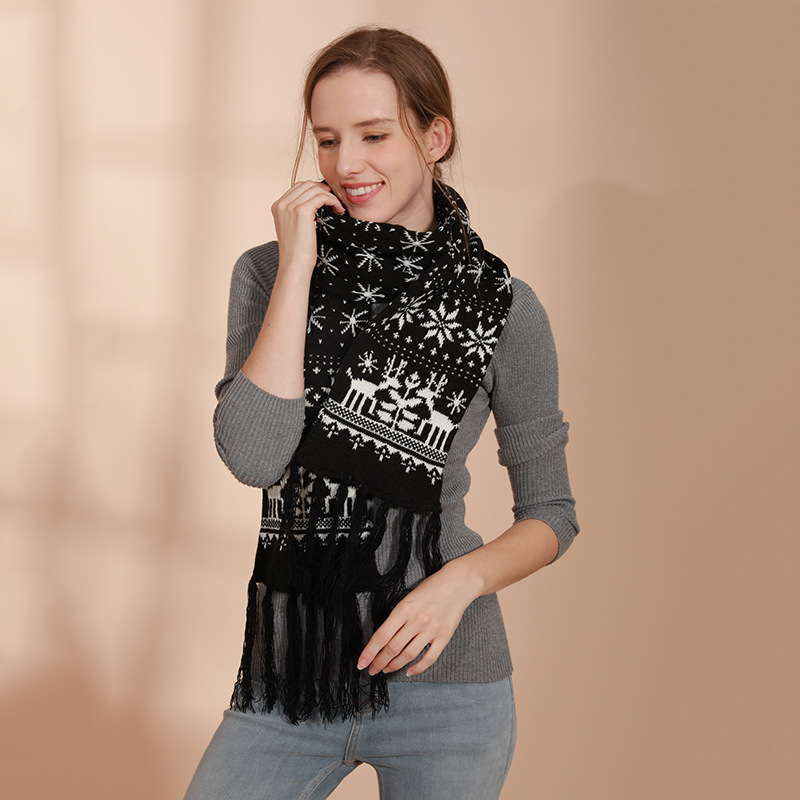 Polyester Material Christmas Festival Elk Pattern Women's Casual Elk Polyester Scarf