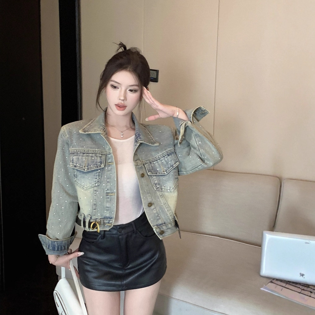 港风复古牛仔外套女春秋新款小个子宽松显瘦镶钻短款休闲夹克上衣