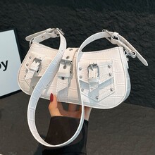 跨境时尚百搭通勤手提腋下包包女2025秋冬新款小众机车单肩斜挎包