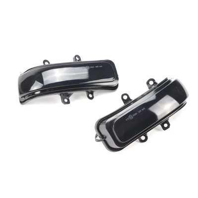 Mirror Turn Signal: Toyota Dönmə işıqları